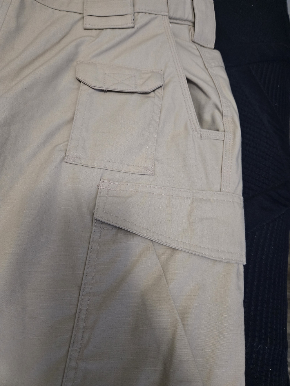 Blackhawk Tatical Men's Sandstone Cargo Pants – Utility Pockets & Rugged Comfort - Picture 4 of 8
